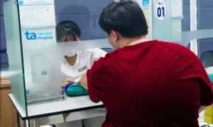 Chàng trai nặng 122 kg quyết giảm cân